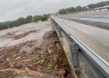 ‘홍수 골짜기’ 텍사스 힐컨트리 반복적 침수 왜? … 언덕, 강, 암반 지형